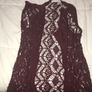 Short sleeve burgundy cardigan